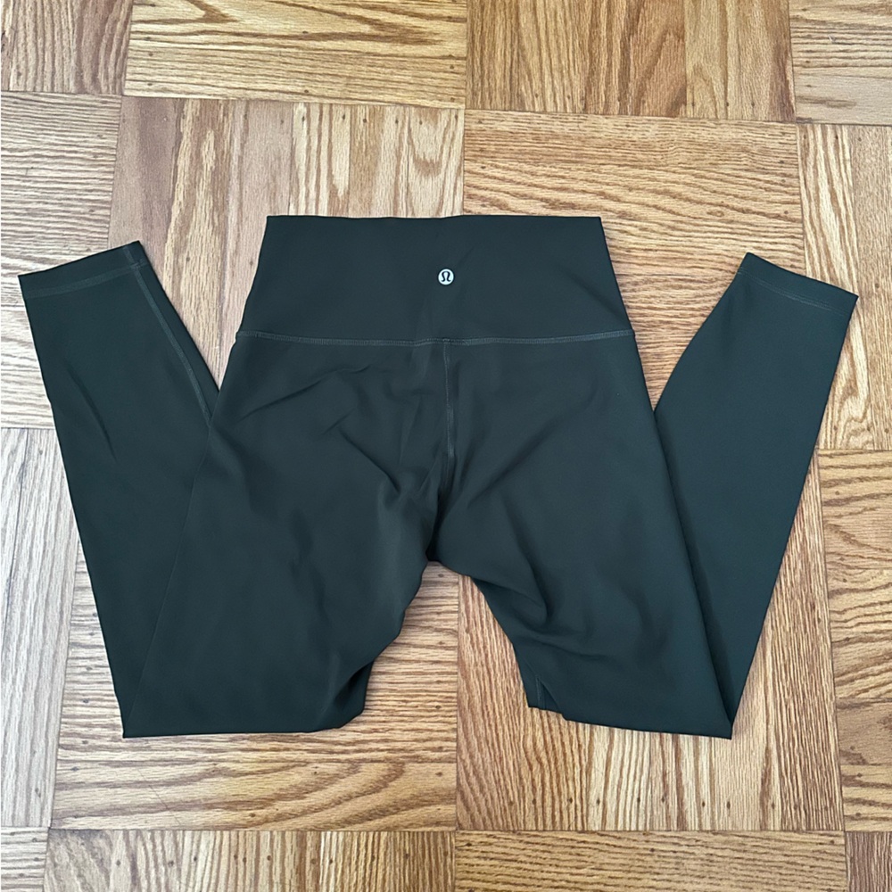 Lululemon Wunder Under High-Waisted Leggings Size 6 Like New - Picture 2 of 2